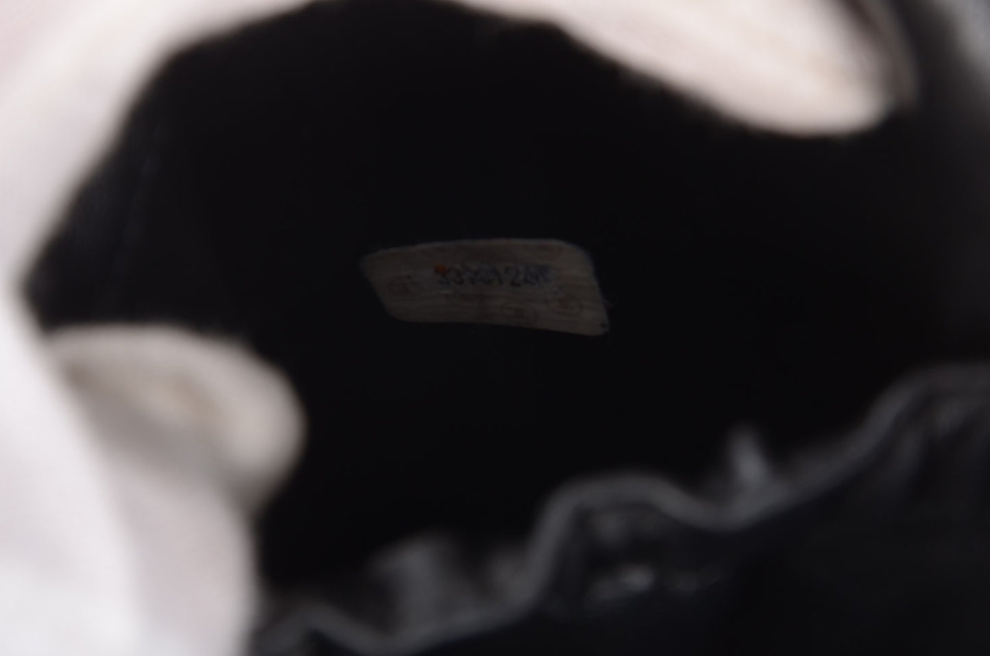 Chanel Quilted Vanity Toiletry Bag CC Logo Vintage Lambskin Leather Black Make Up Pouch