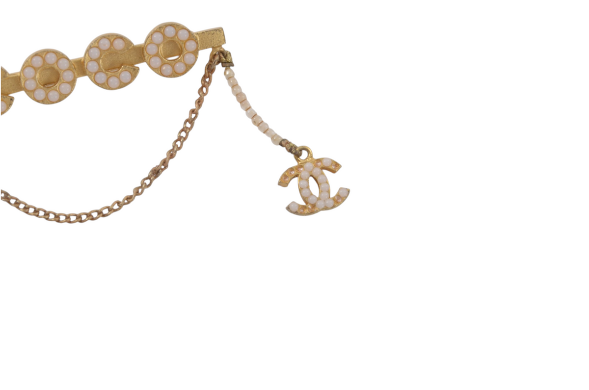 Chanel Vintage Pearl Pin Brooch CC Metal Designer Classic Gold