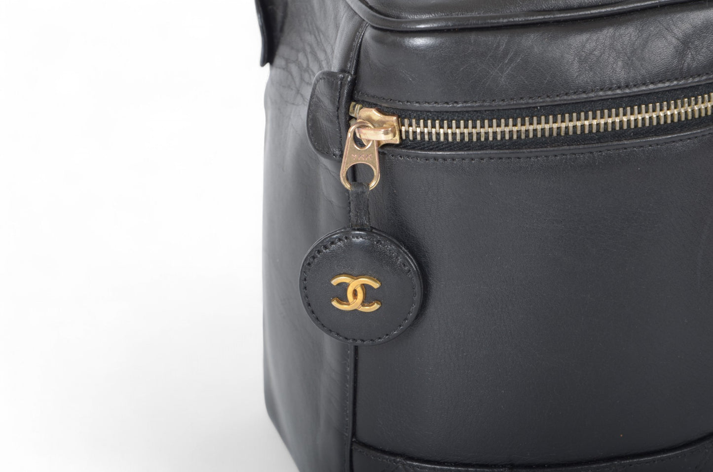 Chanel Quilted Vanity Bag CC Logo Vintage Lambskin Leather Black Make Up Pouch