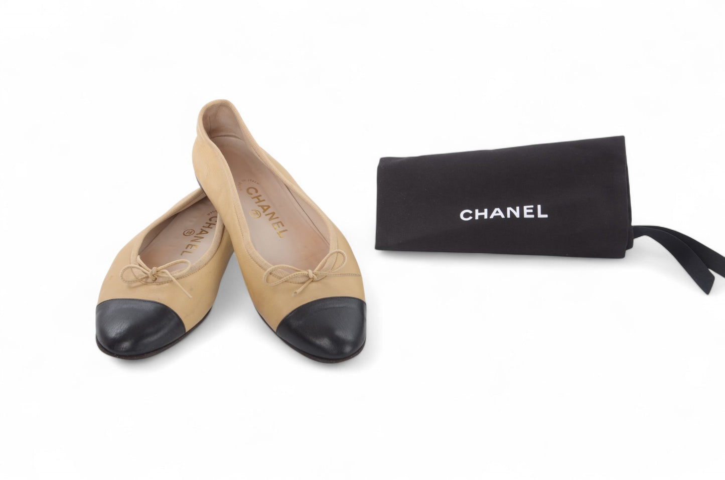 Chanel Ballet Flats Shoes Ballerina Ballet Flat Pumps Ribbon Leather Vintage Size 37 Beige Black