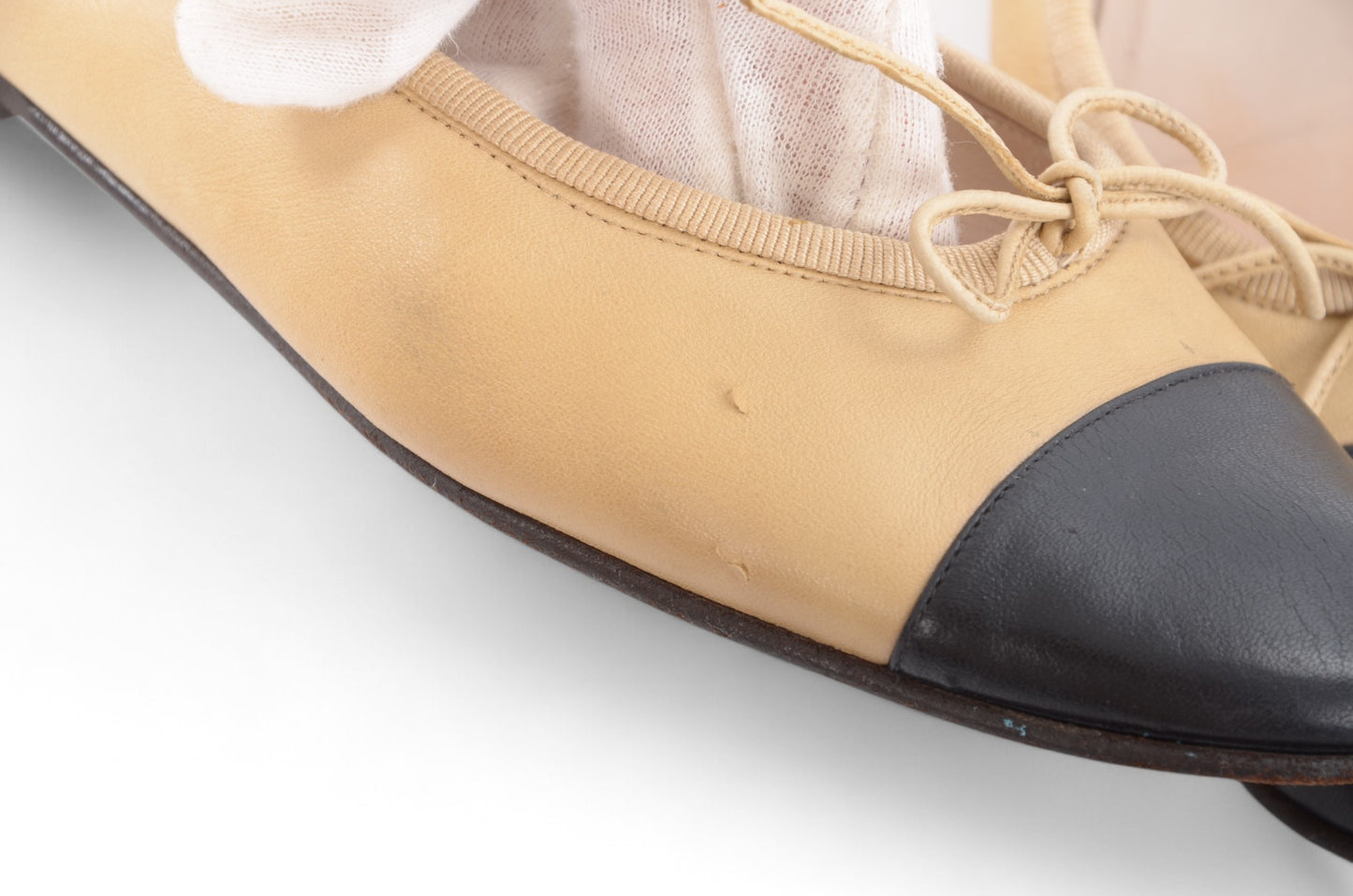 Chanel Ballet Flats Shoes Ballerina Ballet Flat Pumps Ribbon Leather Vintage Size 37 Beige Black