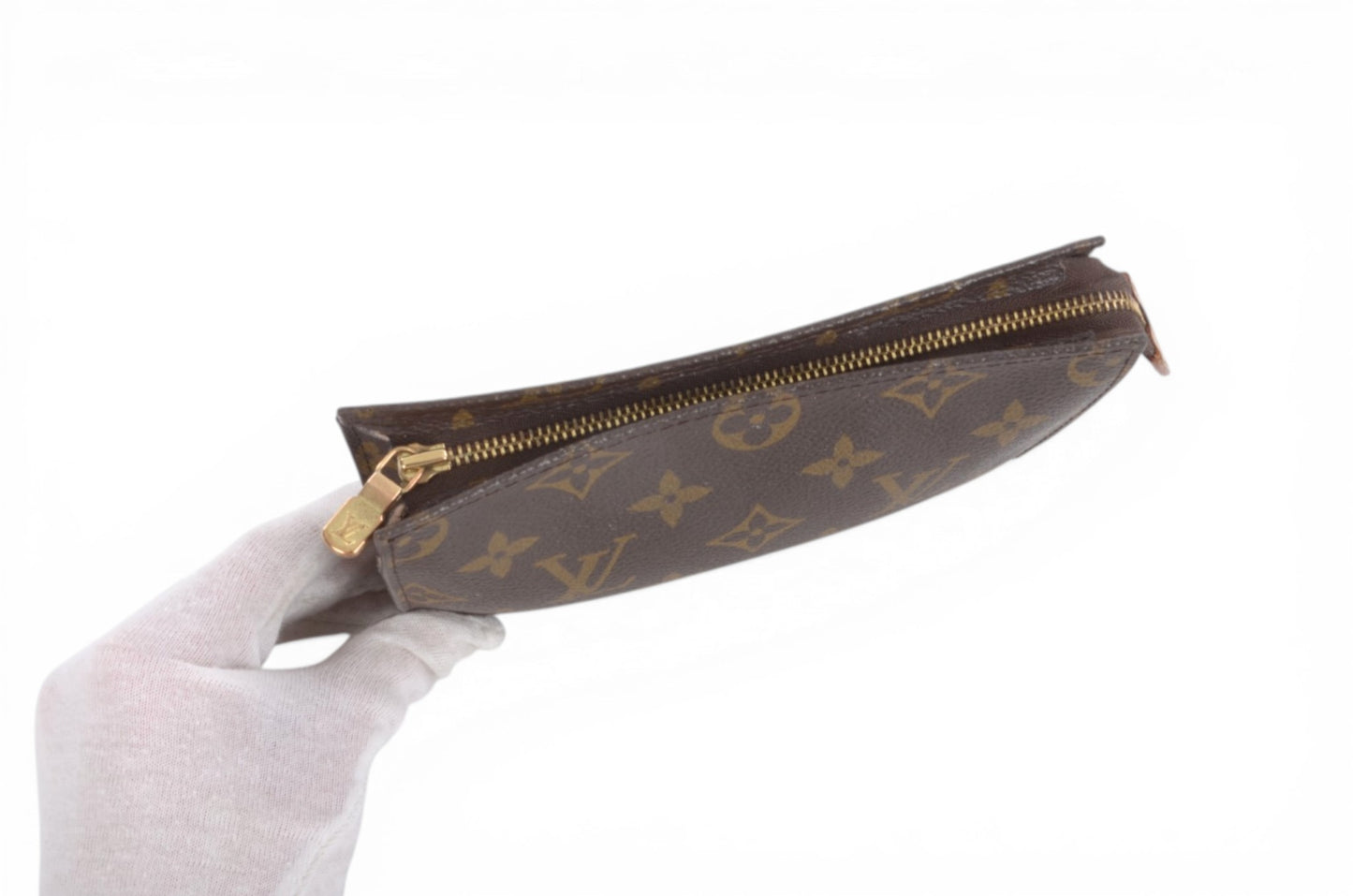 Louis Vuitton Pochette Toilette 17 Pouch Clutch Makeup Toilet Bag Monogram Vintage Crossbody Designer Classic