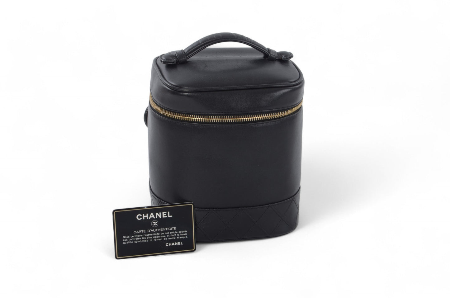 Chanel Quilted Vanity Toiletry Bag CC Logo Vintage Lambskin Leather Black Make Up Pouch