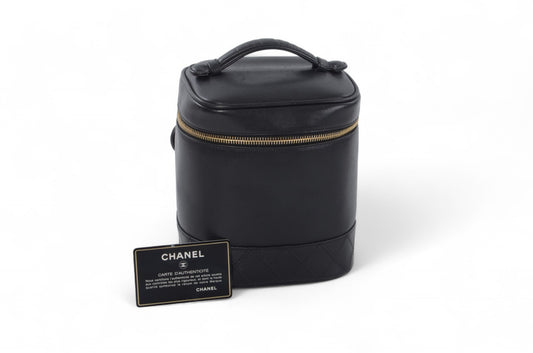 Chanel Quilted Vanity Toiletry Bag CC Logo Vintage Lambskin Leather Black Make Up Pouch