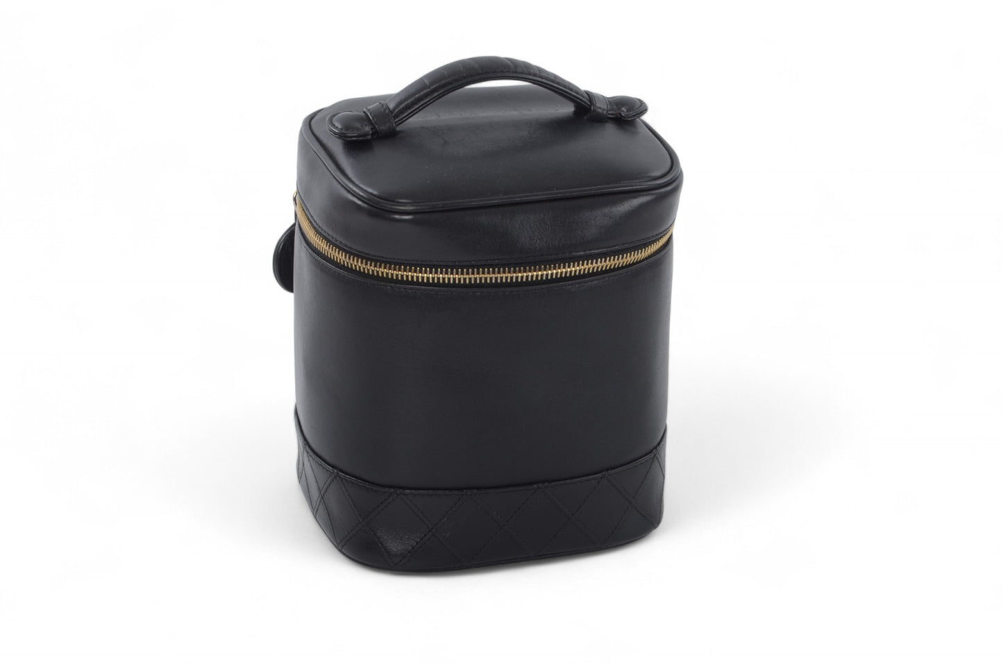 Chanel Quilted Vanity Toiletry Bag CC Logo Vintage Lambskin Leather Black Make Up Pouch