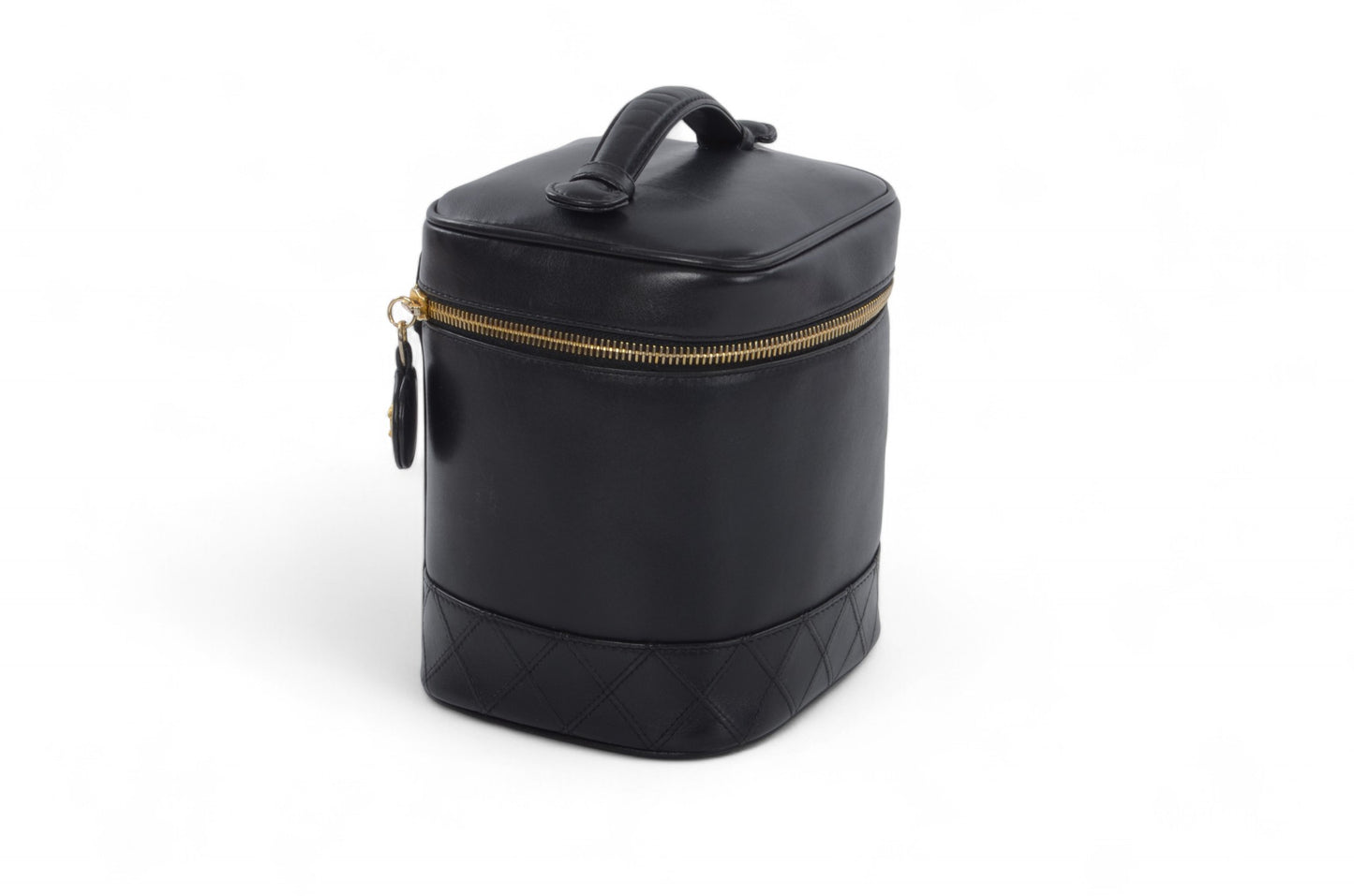 Chanel Quilted Vanity Toiletry Bag CC Logo Vintage Lambskin Leather Black Make Up Pouch