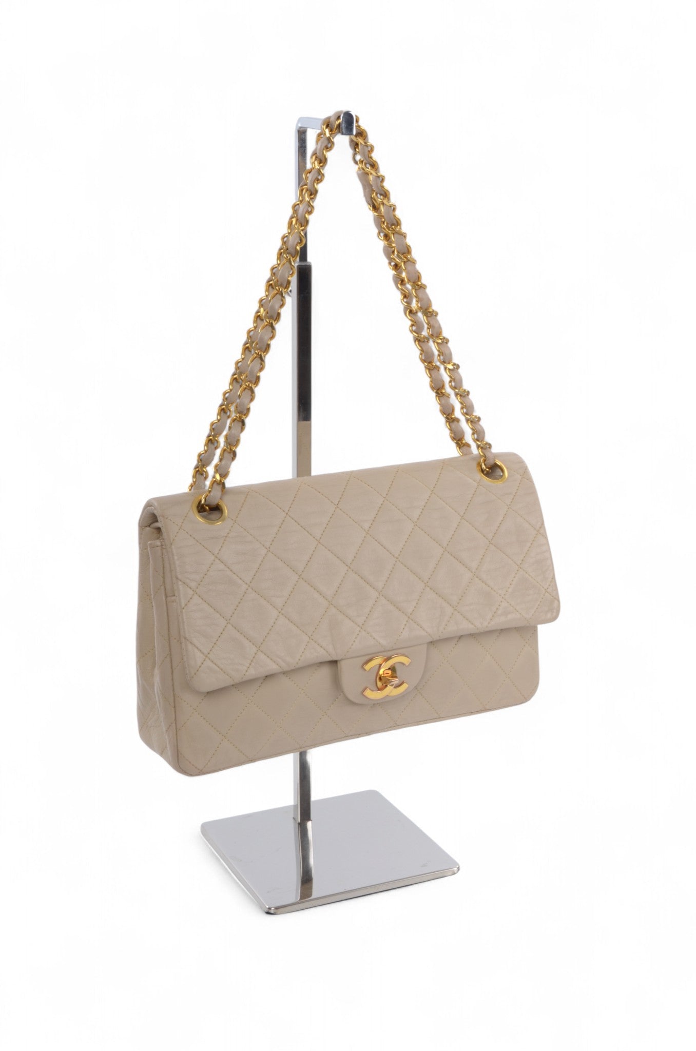 Chanel Classic Medium Double Flap Bag 25 Beige Lambskin Vintage Timeless Classic Matelasse Coco Mark Turn Lock Chain Shoulder Bag Crossbody