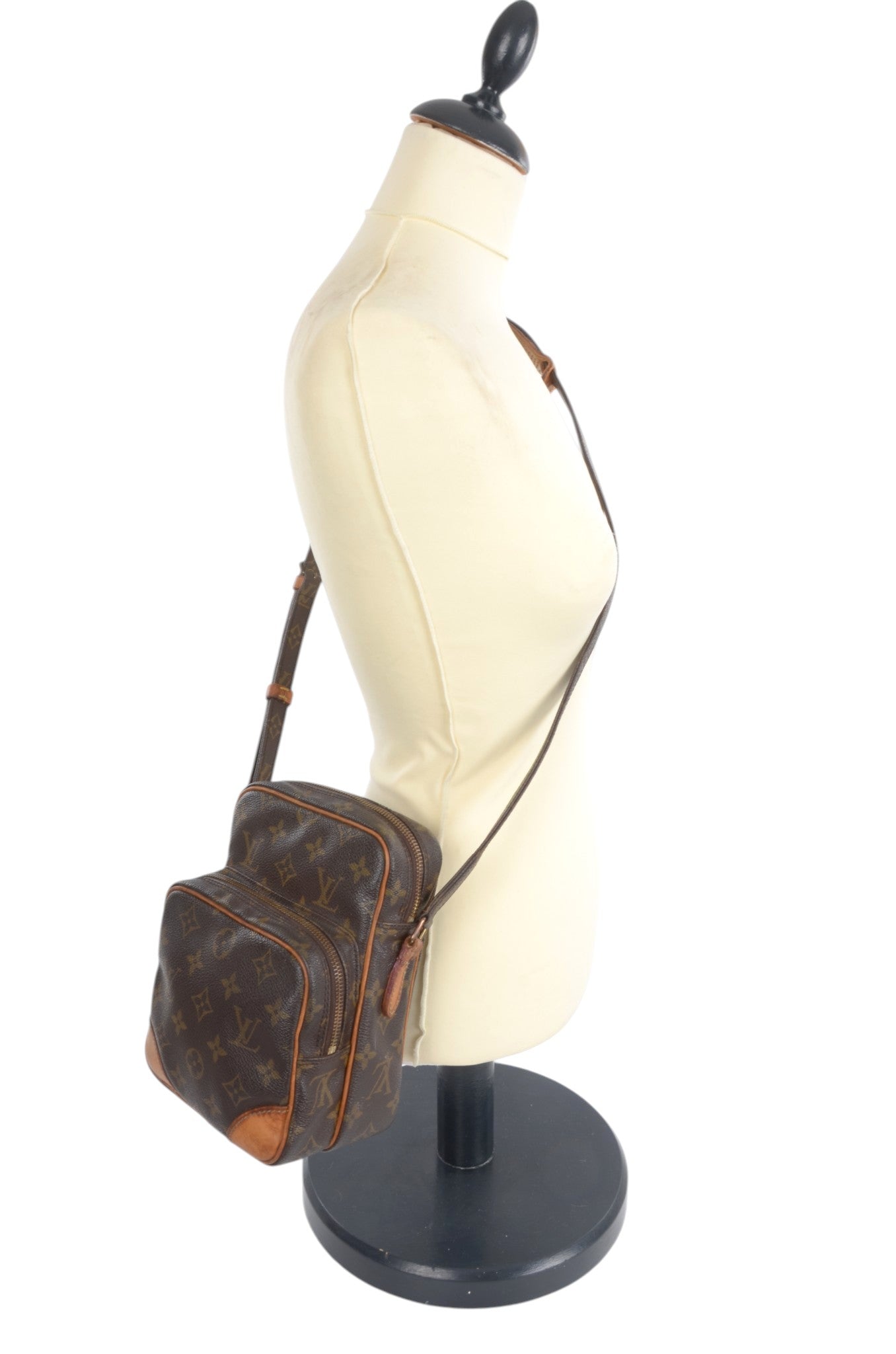 Louis Vuitton Amazon Vintage Crossbody Shoulder Bag Monogram Designer Classic