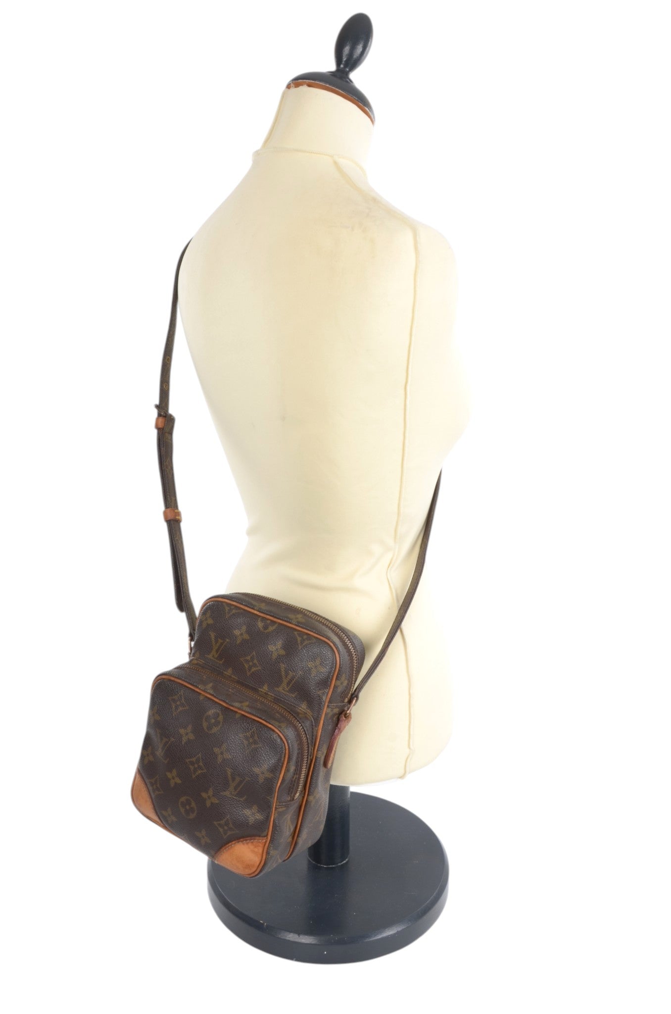 Louis Vuitton Amazon Vintage Crossbody Shoulder Bag Monogram Designer Classic