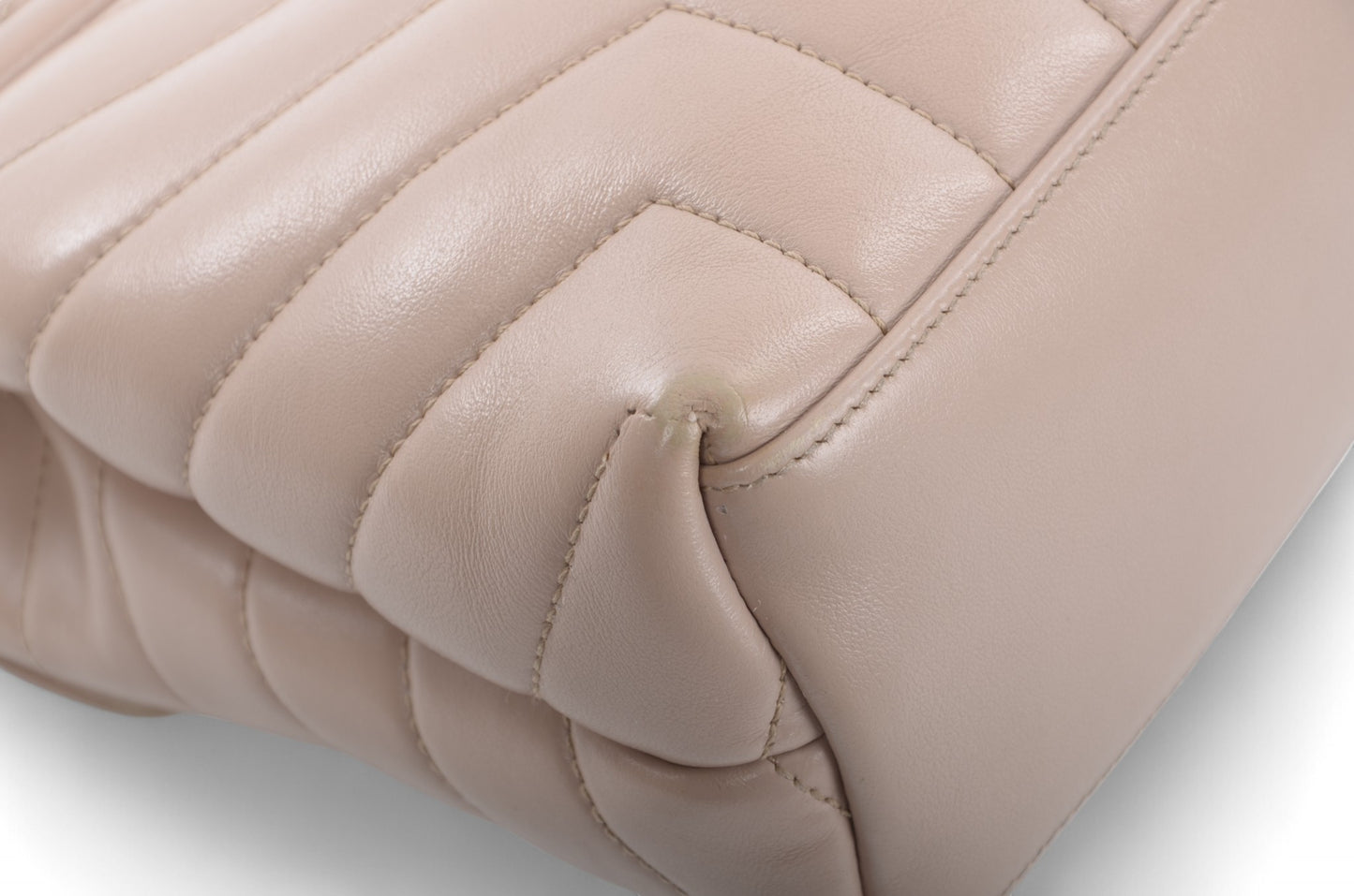 Saint Laurent LouLou Small Chain Bag Shoulder Crossbody Lou Lou YSL Beige Designer Classic