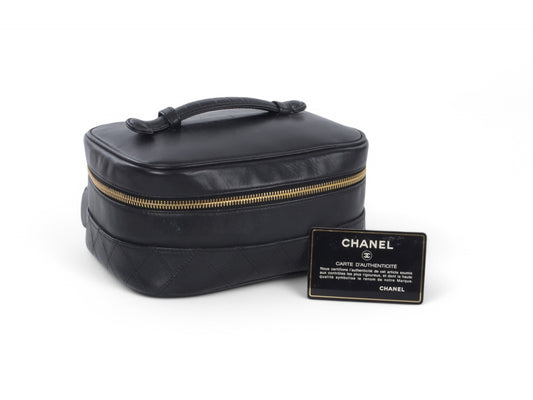 Chanel Quilted Vanity Bag CC Logo Vintage Lambskin Leather Black Make Up Pouch