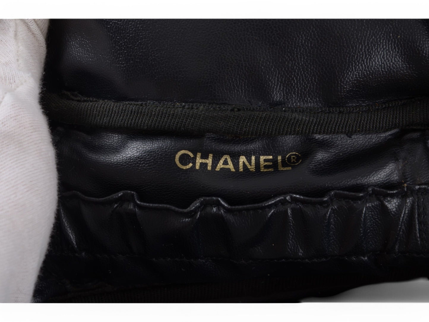 Chanel Vanity Bag CC Caviar Leather Logo Vintage Skin Black Make Up Pouch