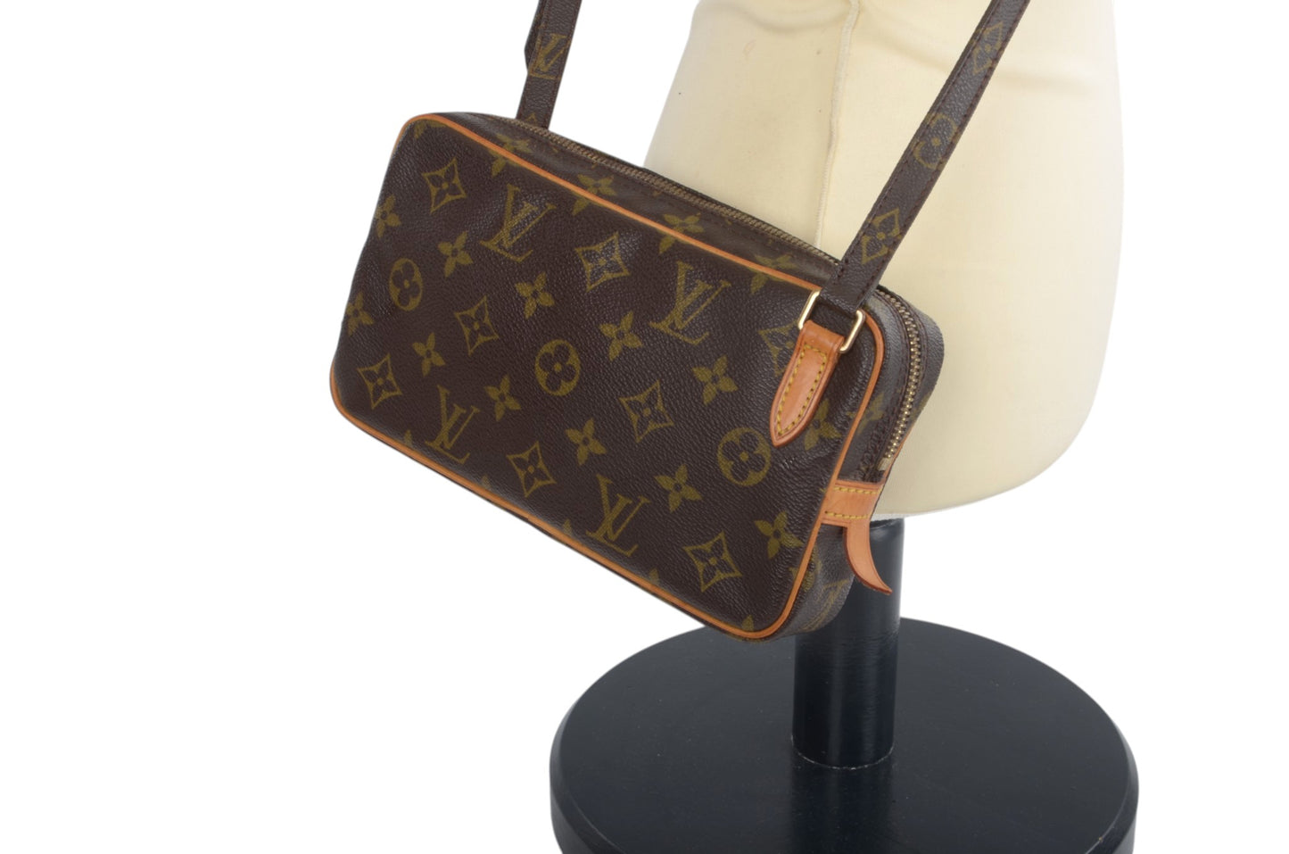 Louis Vuitton Marly Bandoulière Crossbody Shoulder Bag Vintage Designer Classic