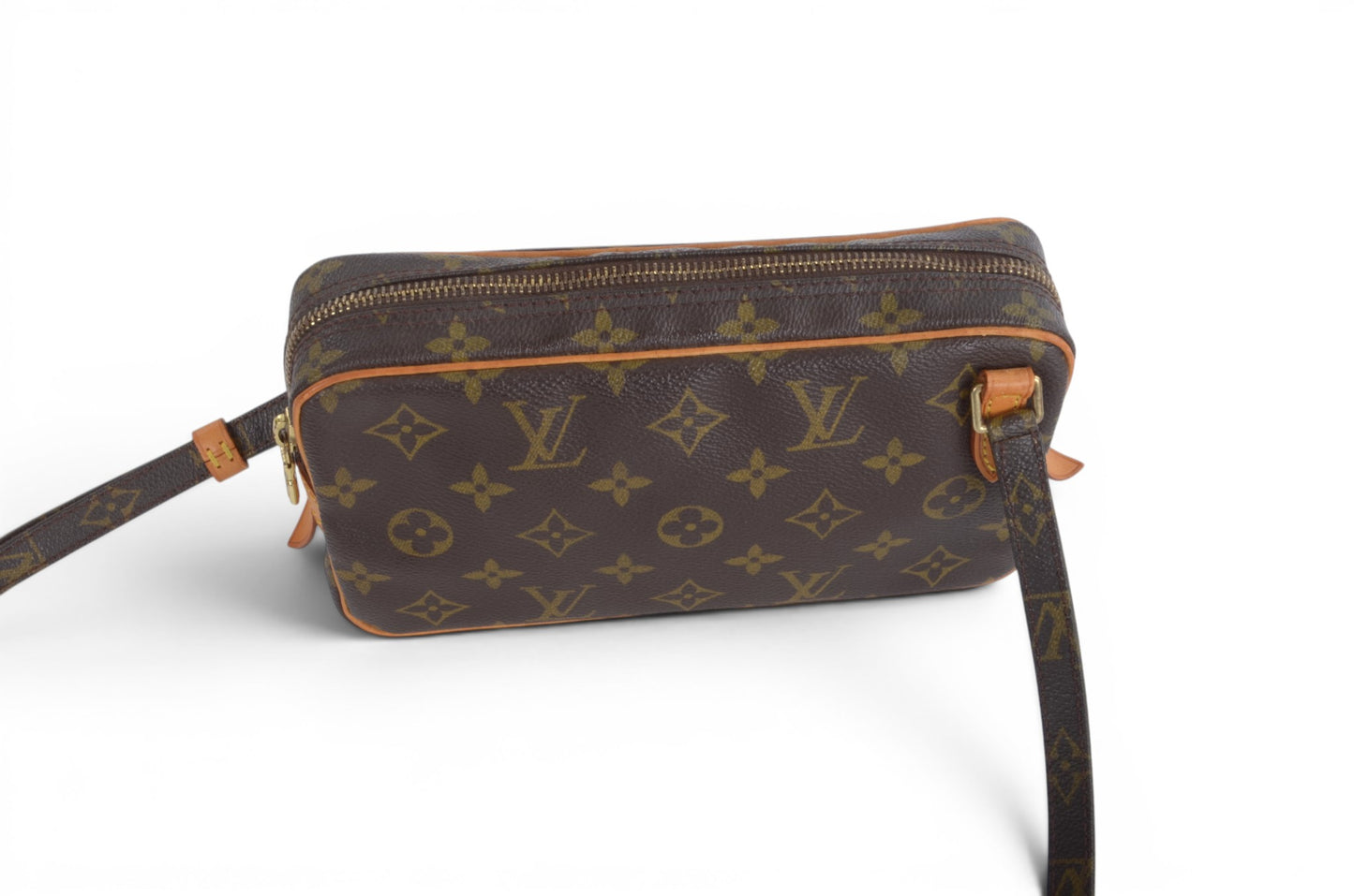 Louis Vuitton Marly Bandoulière Crossbody Shoulder Bag Vintage Designer Classic