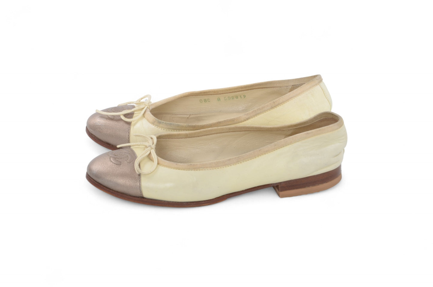 Chanel Ballet Flats Shoes Ballerina Flat Pumps Ribbon Leather Vintage Size 34C Beige bronze