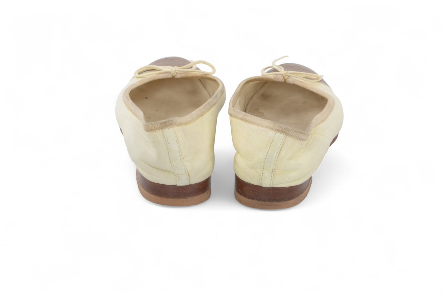 Chanel Ballet Flats Shoes Ballerina Flat Pumps Ribbon Leather Vintage Size 34C Beige bronze