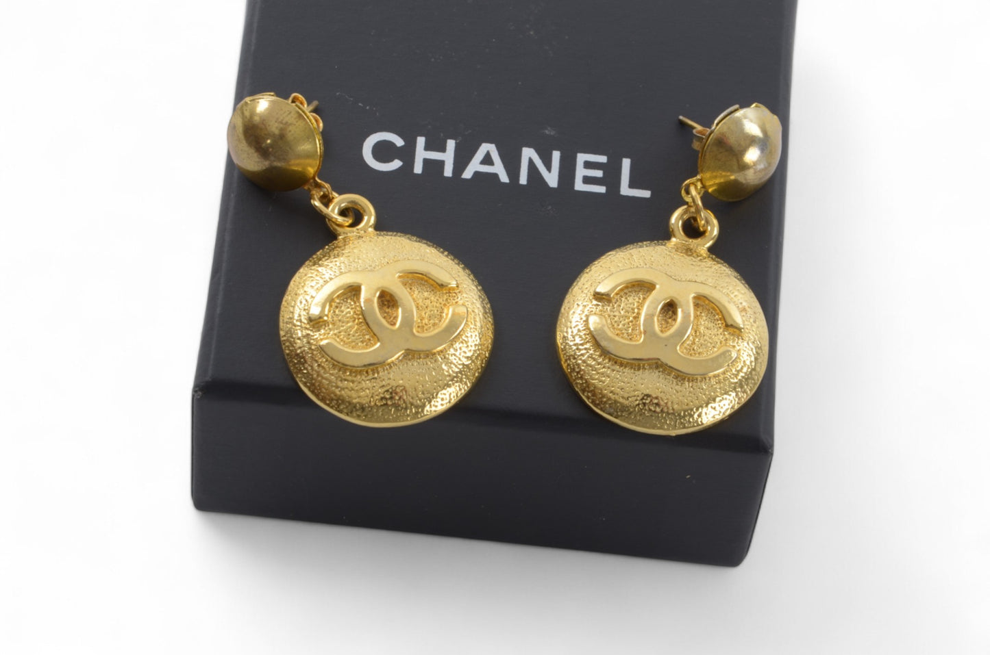 Chanel Vintage CC Coco Dangle Drop Button Earrings Gold Plated Statement Designer Classic Jewelry