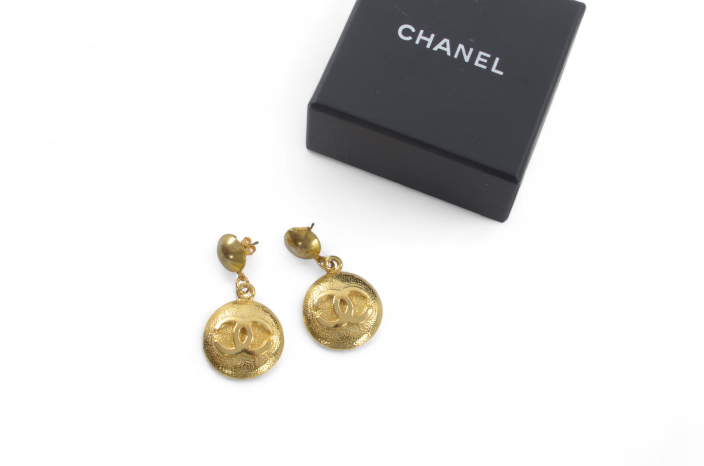 Chanel Vintage CC Coco Dangle Drop Button Earrings Gold Plated Statement Designer Classic Jewelry