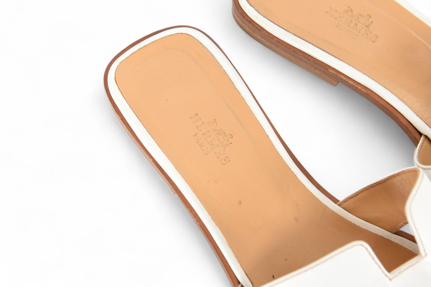 Hermès Oran Sandals Shoes Leather H Logo Calfskin Flats Size 39