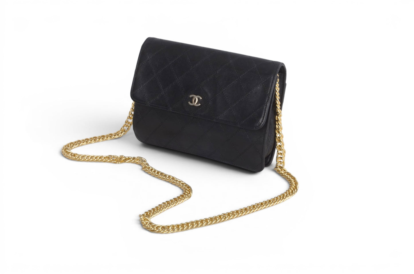 Chanel Clutch Quilted Lambskin Leather Flap Bag Matelasse Black CC Logo Vintage Designer Classic