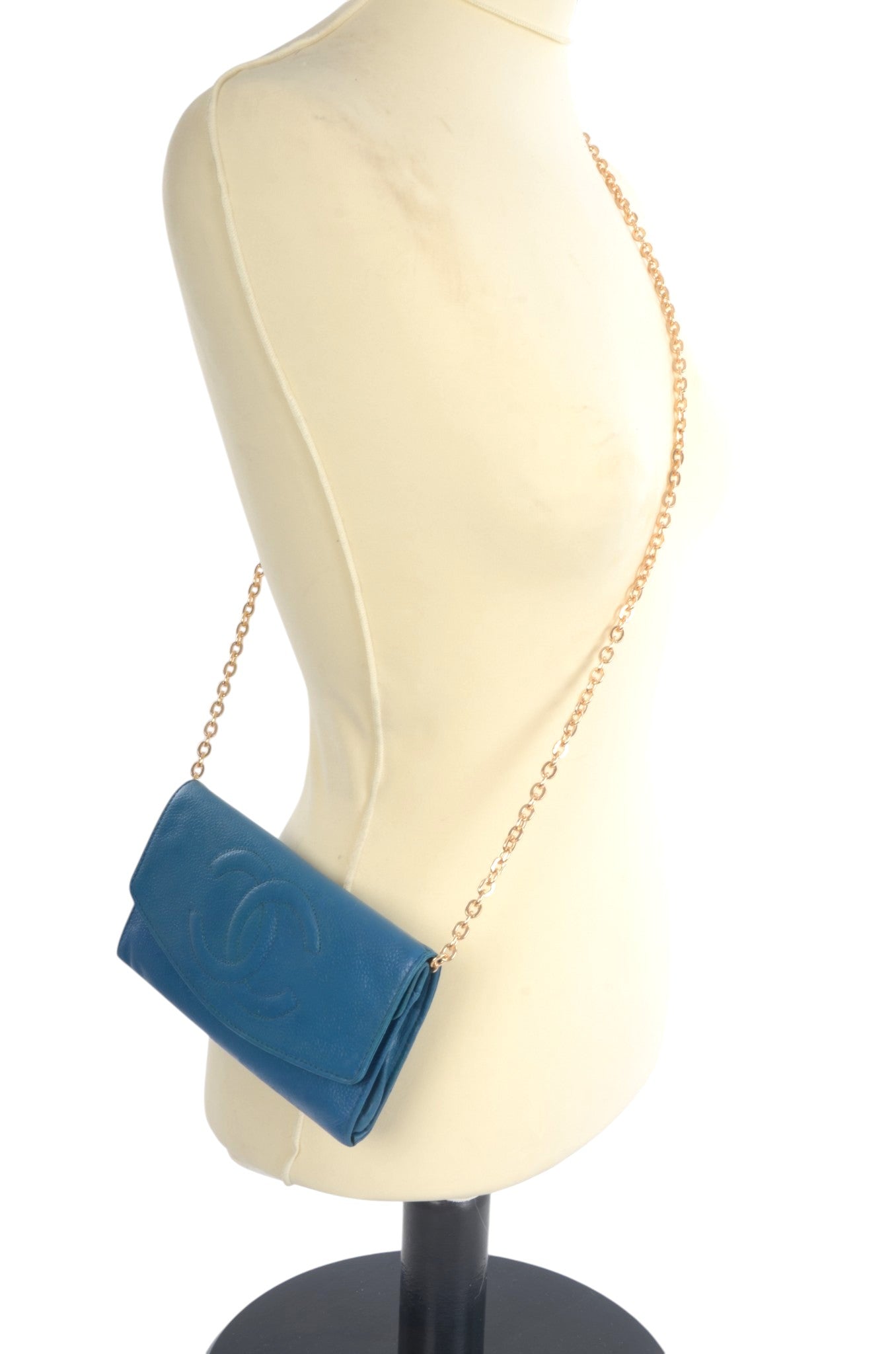 Chanel Long Wallet Caviar Leather Bifold Purse Crossbody Bag Vintage Designer Classic Authentic