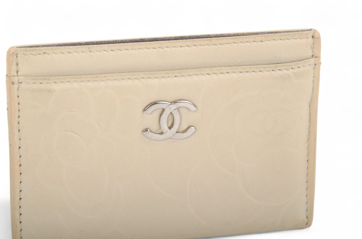 Chanel Coco Camellia Lambskin Leather Cream Card Case Wallet Holder Cardholder Vintage Designer Classic Authentic Beige Silver