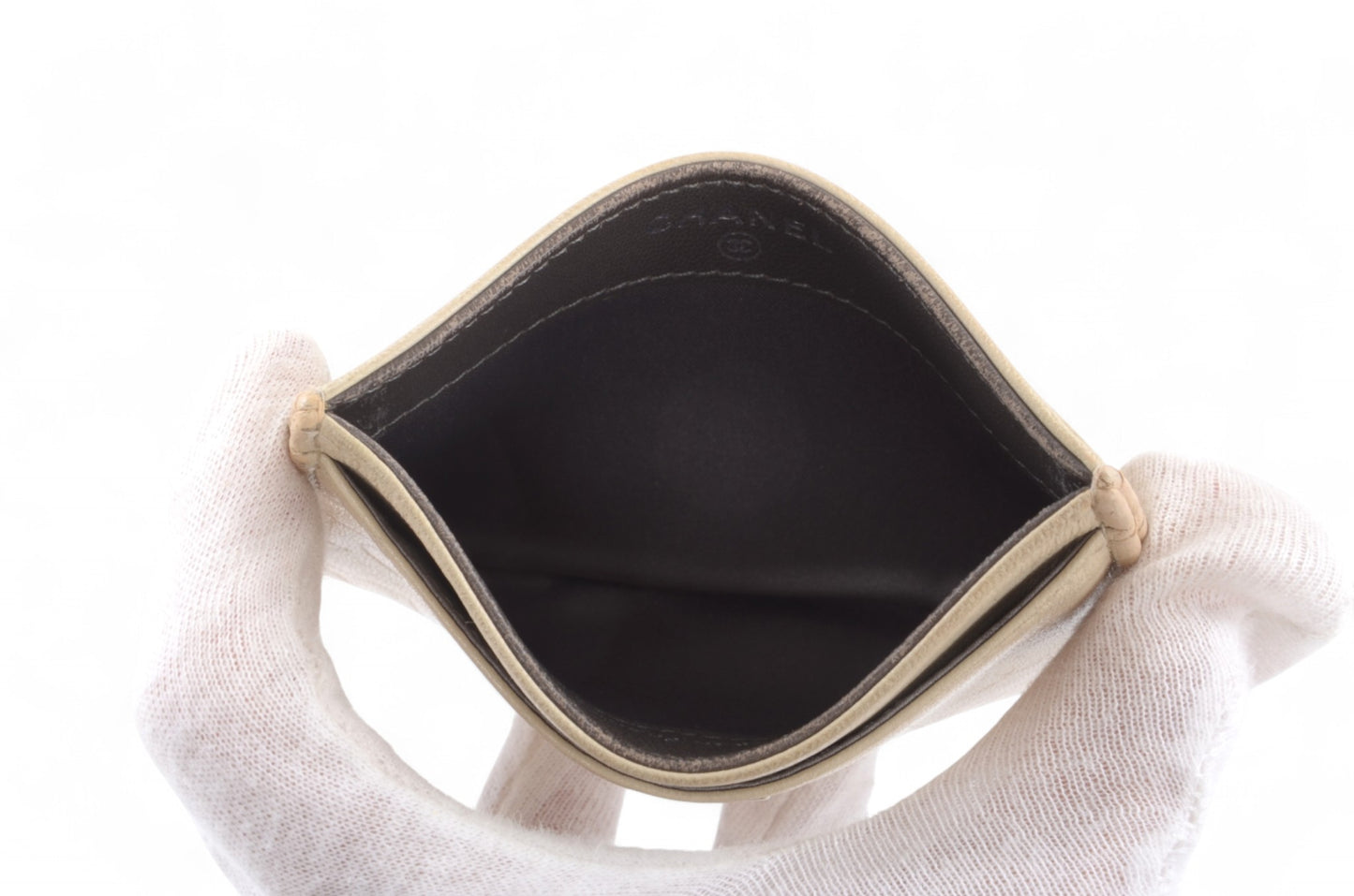 Chanel Coco Camellia Lambskin Leather Cream Card Case Wallet Holder Cardholder Vintage Designer Classic Authentic Beige Silver