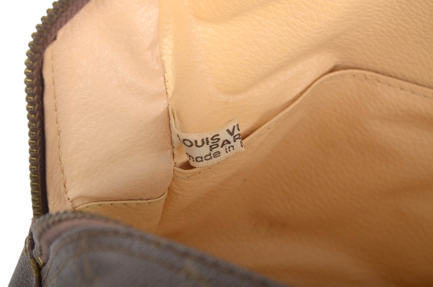 Louis Vuitton Trousse 28 Pouch Clutch Makeup Toilet Bag Monogram Vintage Designer Classic