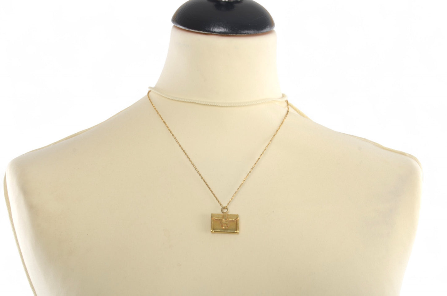 Hermès Vintage Jige Pendant Necklace Gold Plated Statement Designer Classic Jewelry