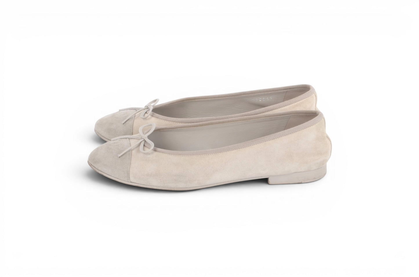 Chanel Ballet Flats Shoes Ballerina Ballet Flat Pumps Ribbon Suede Beige Vintage Size 39,5C