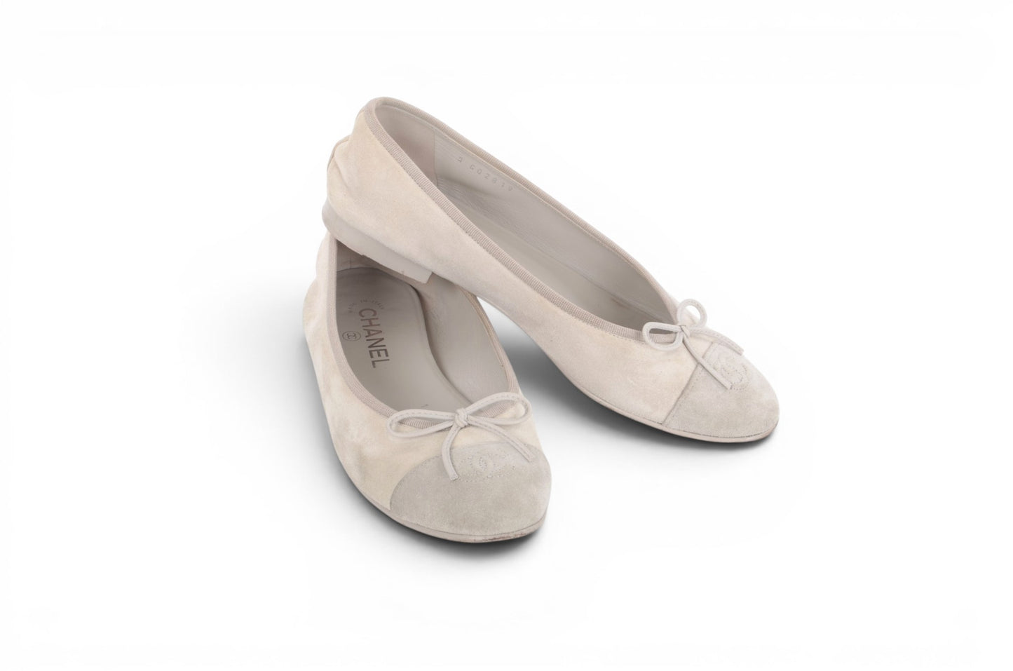 Chanel Ballet Flats Shoes Ballerina Ballet Flat Pumps Ribbon Suede Beige Vintage Size 39,5C