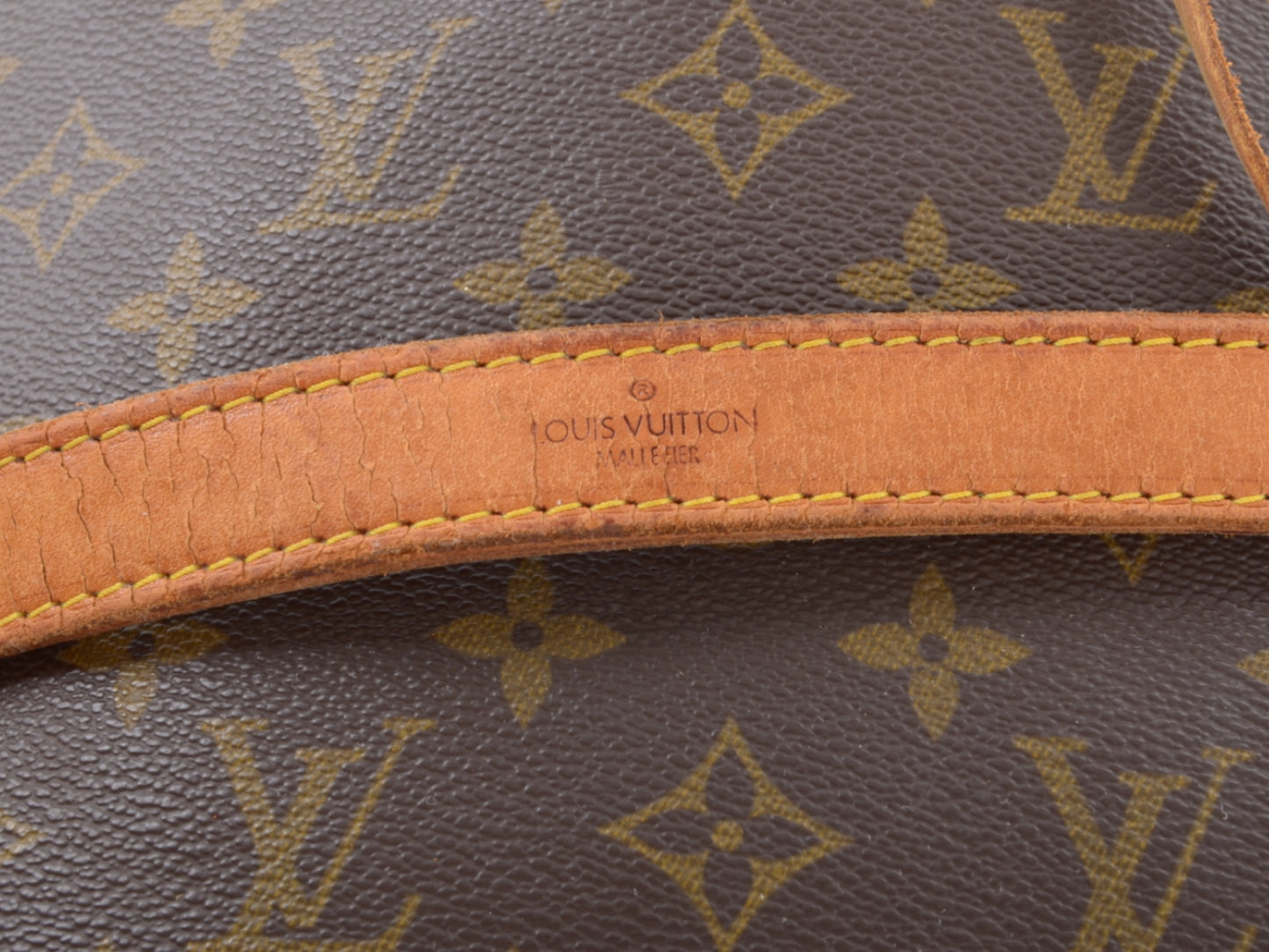 Louis Vuitton Monogram Vintage Petite Noe Shoulder Bag Leather