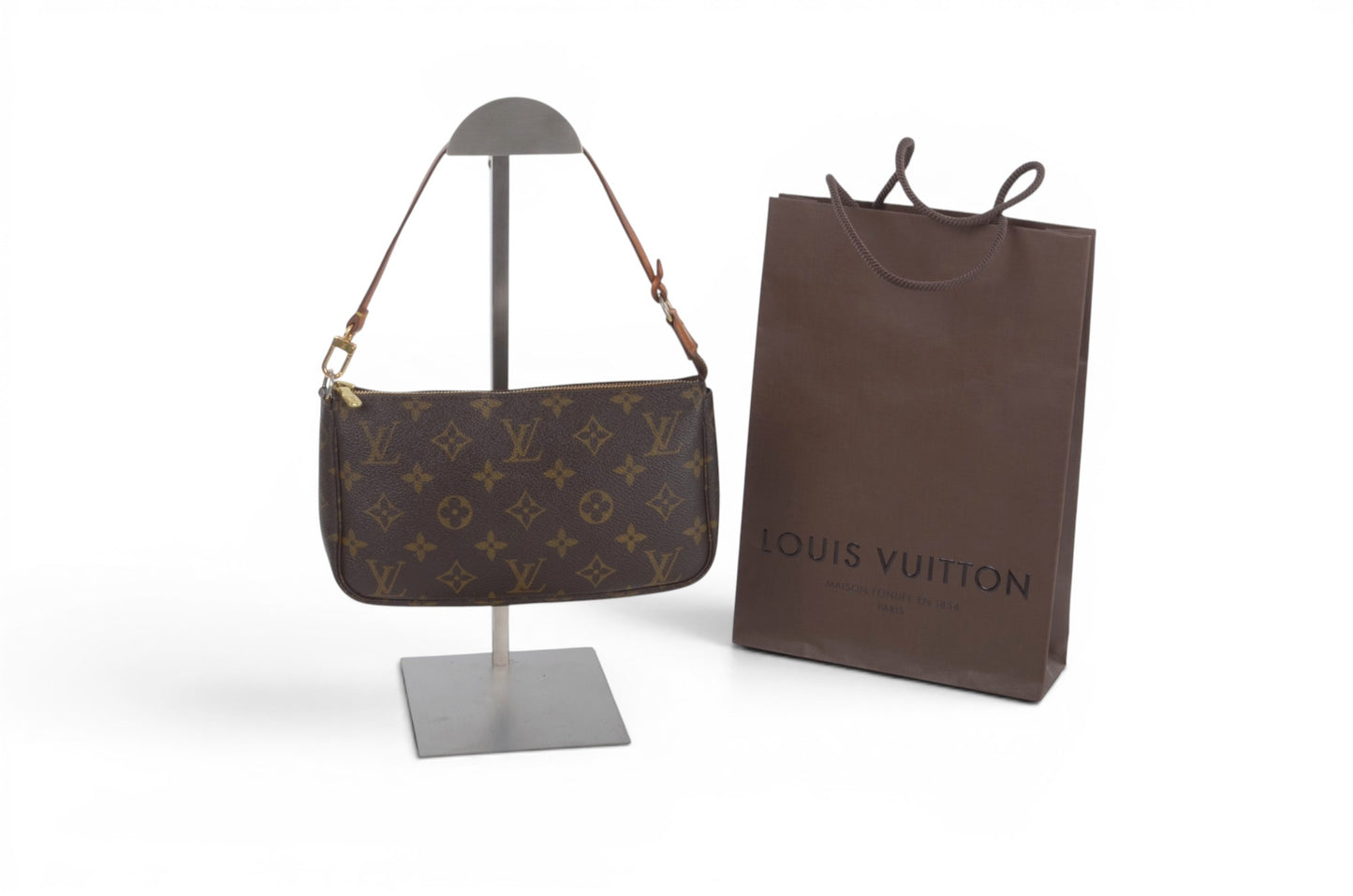 Louis Vuitton Pochette Accessories Pouch Monogram Canvas Shoulder Bag Handbag Vintage Designer Classic