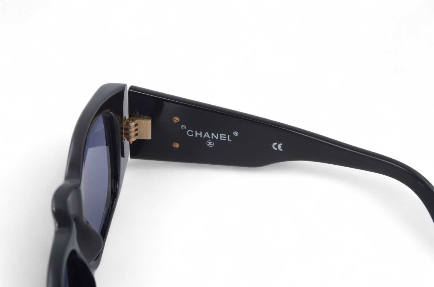 Chanel CC Logo Oversize Black Vintage Sunglasses Glasses Designer Classic Authentic