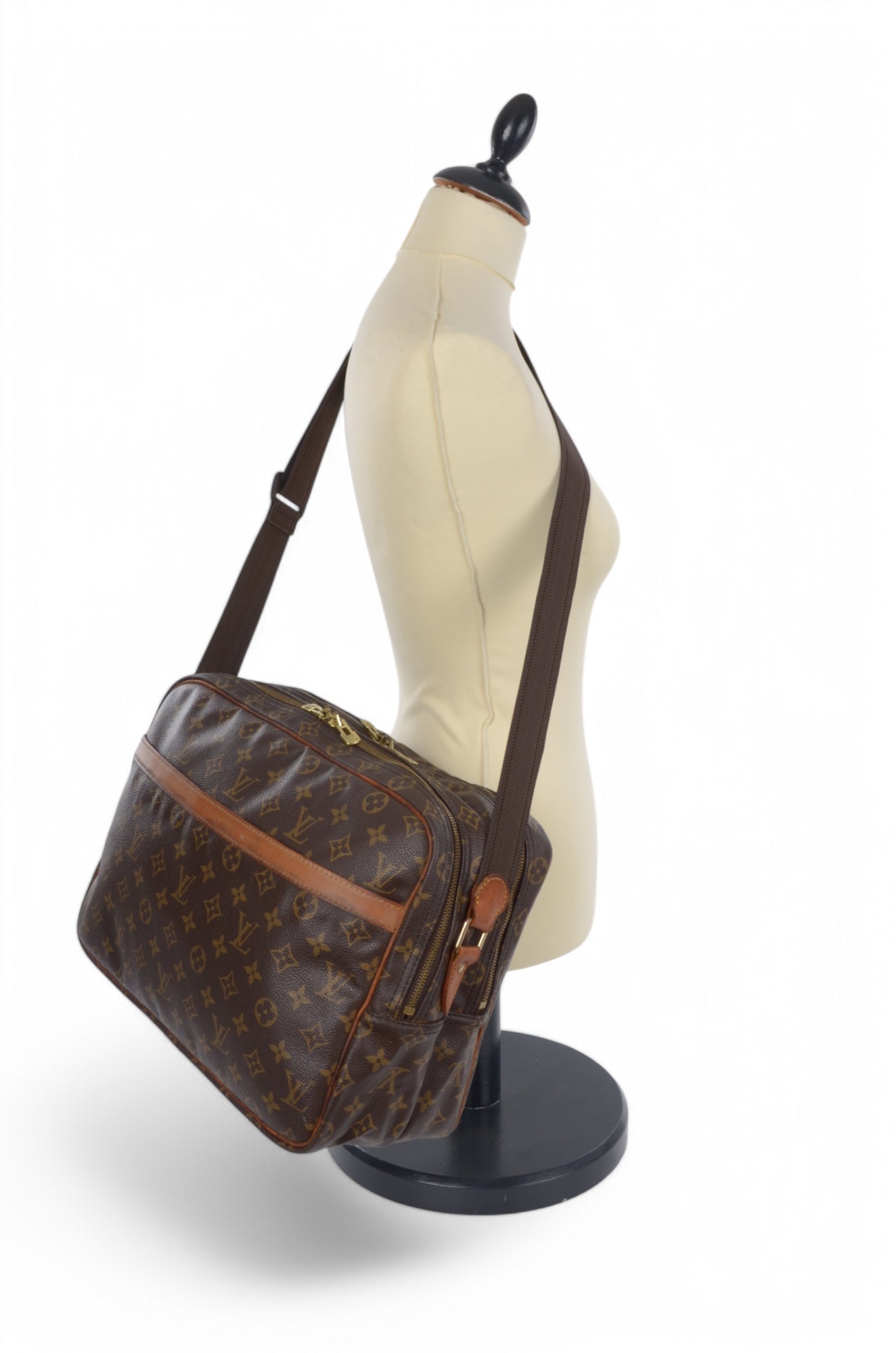 Louis Vuitton Reporter GM Monogram Vintage Crossbody Shoulder Bag Leather