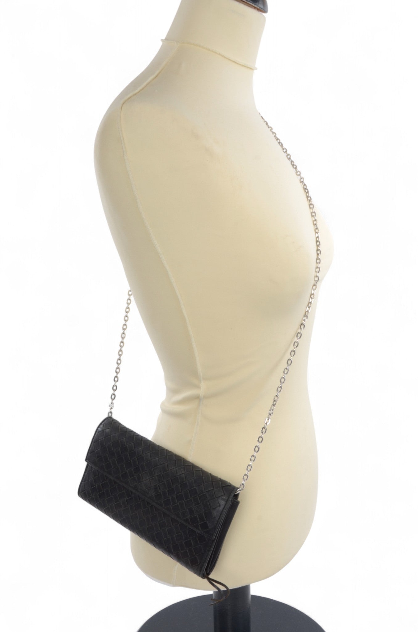 Bottega Veneta Intrecciato Leather Bifold Long Wallet Cardholder Crossbody Bag Black Designer Classic