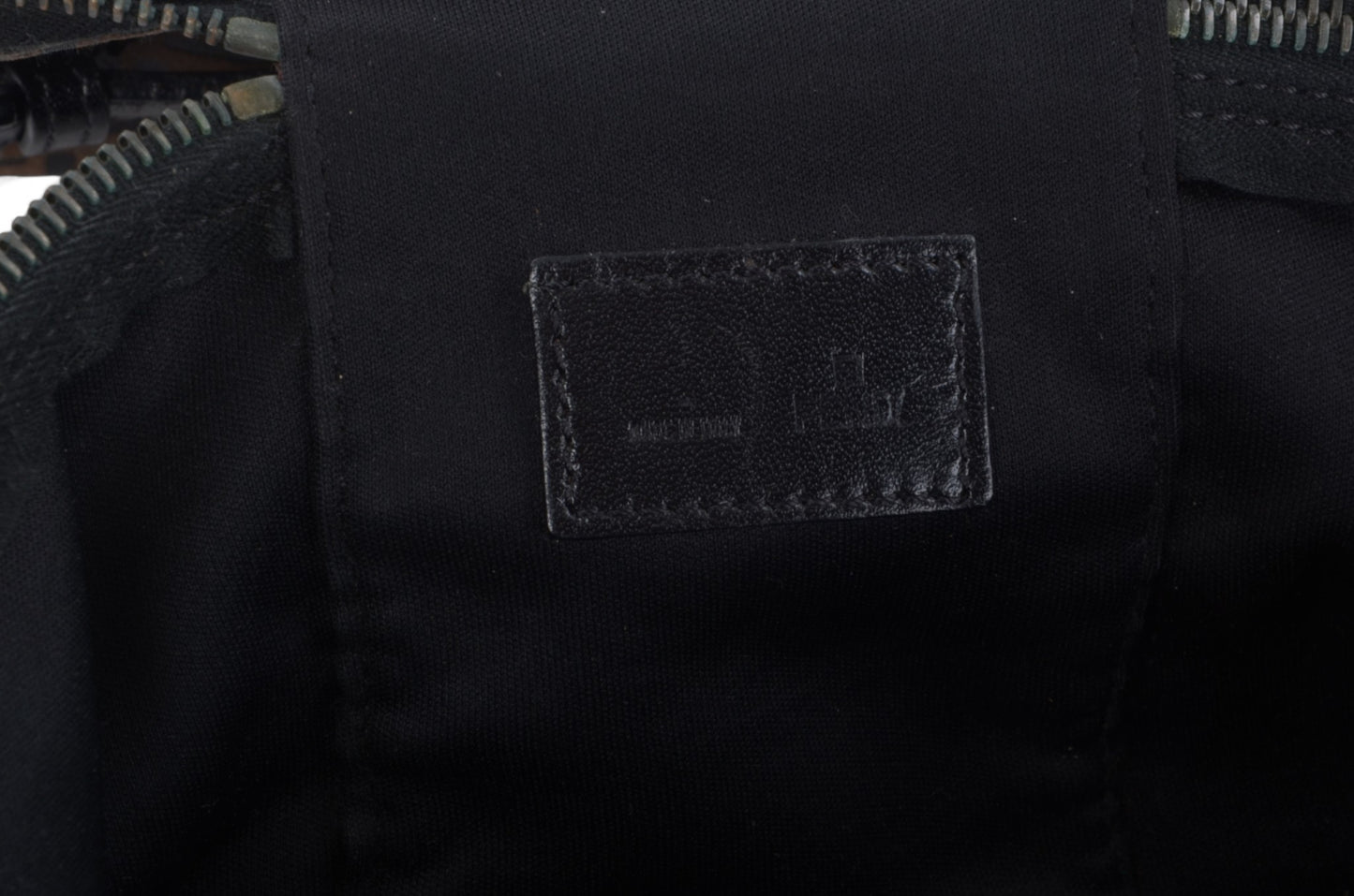 Fendi Zucca Toiletry Make up bag Pouch Canvas Clutch Vintage Monogram Designer Classic Authentic