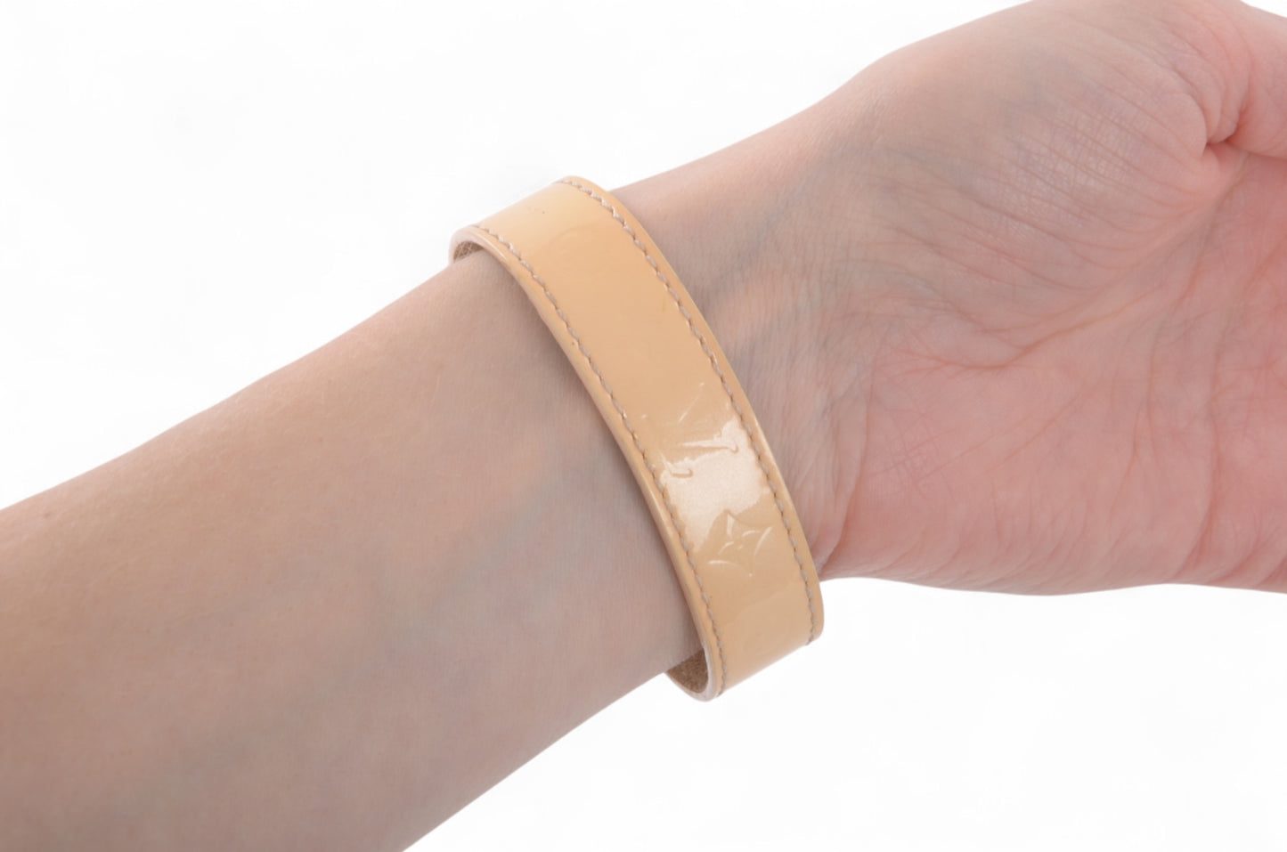 Louis Vuitton Good Luck Fleur Bracelet Cuff Bangle Leather