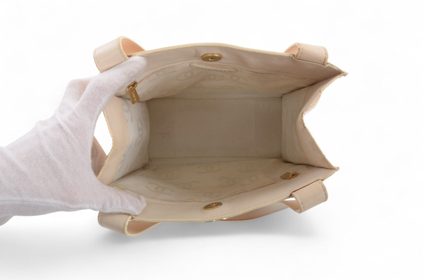 Chanel CC Vintage Camellia Perforated Tote Patent Leather Handbag Shoulder Bag Beige Flowers Designer Classic Authentic