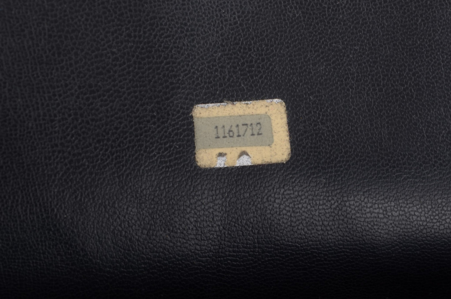 Chanel Matelasse Quilted Lambskin Chain Tote Handbag Leather Black Shoulder Gold Vintage Designer Classic Authentic