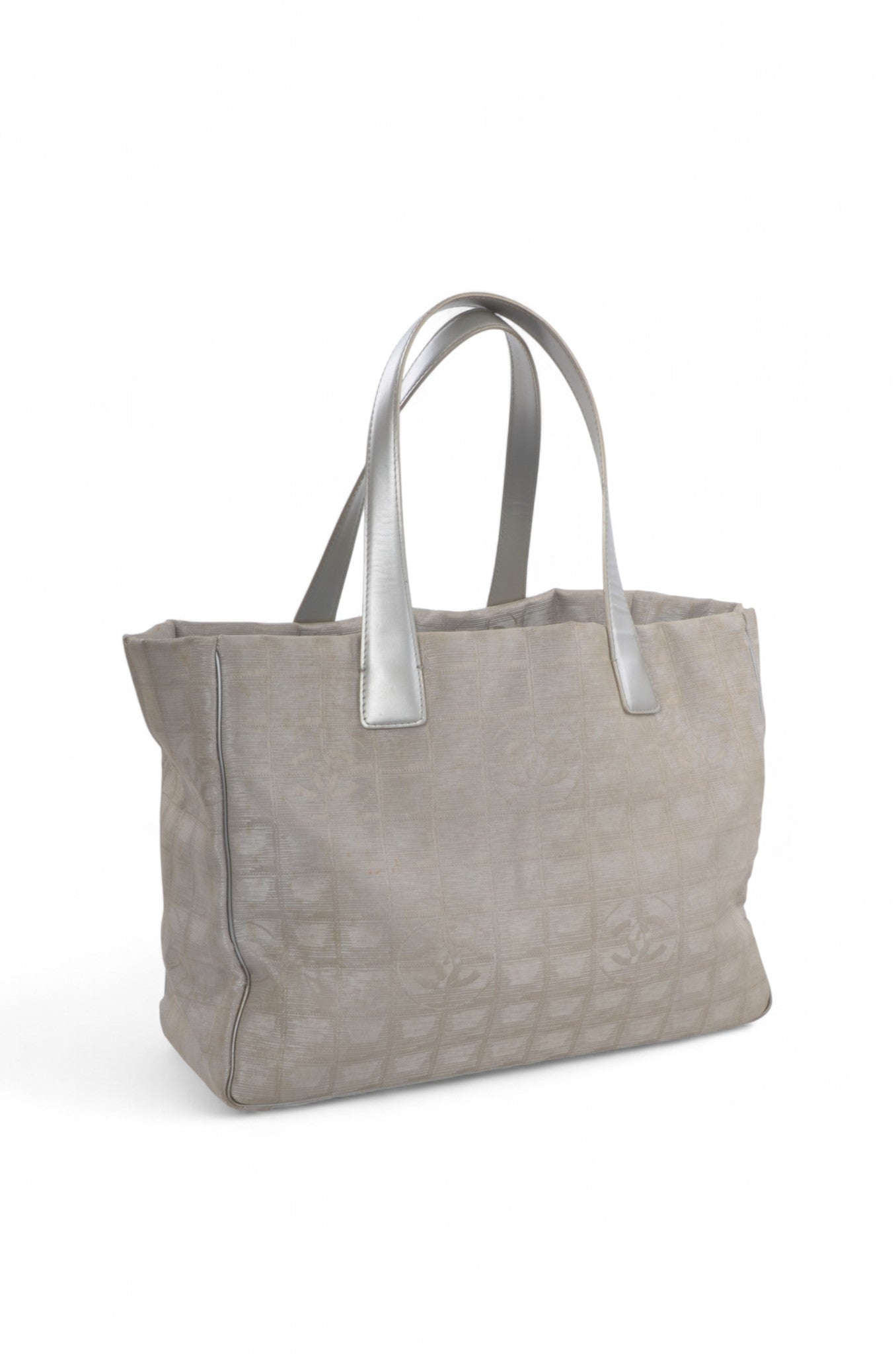 Chanel Silver Nylon CC Logo Vintage Travel Line Tote Shoulder Bag Handbag Designer Classic Authentic