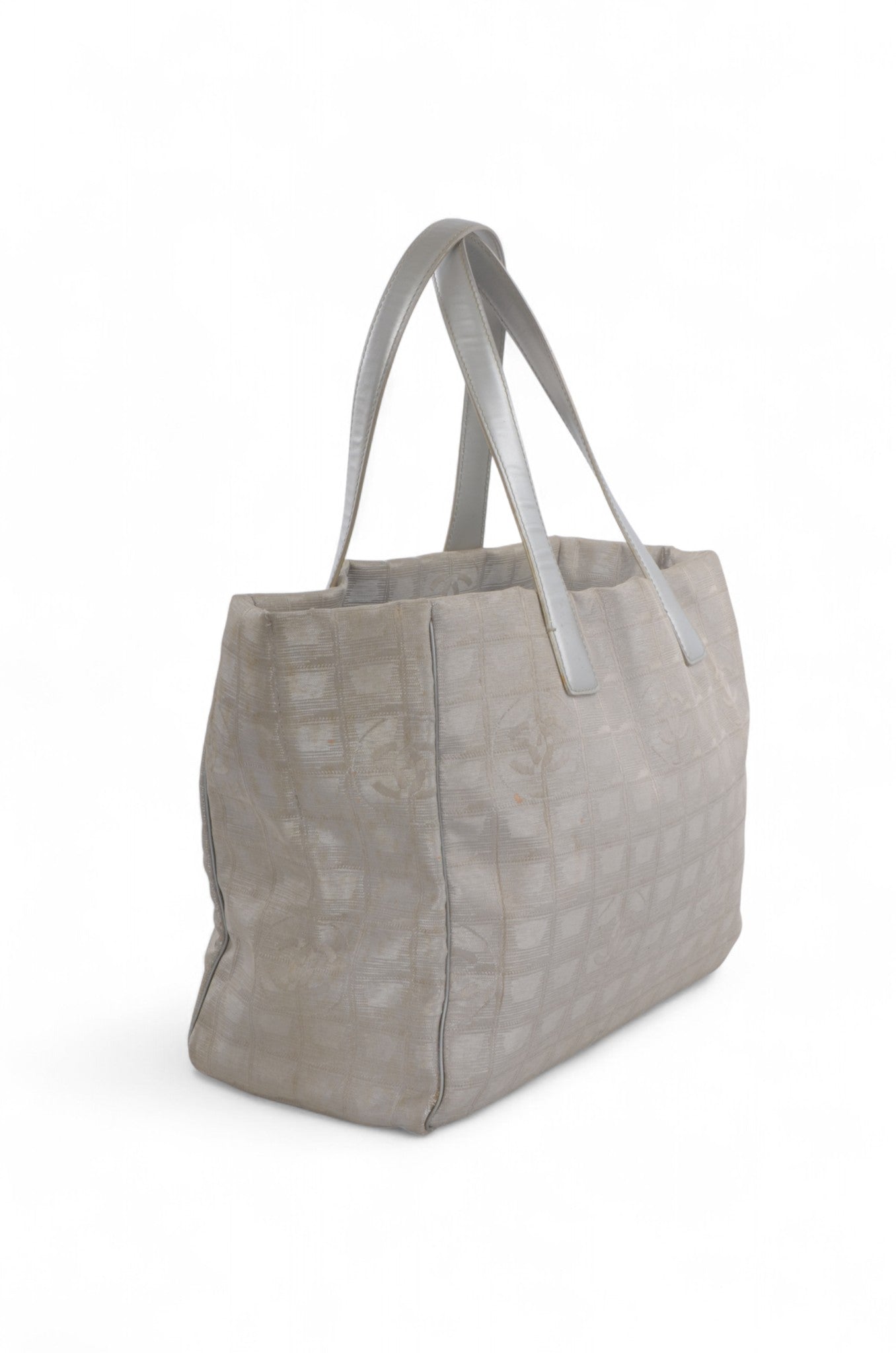 Chanel Silver Nylon CC Logo Vintage Travel Line Tote Shoulder Bag Handbag Designer Classic Authentic