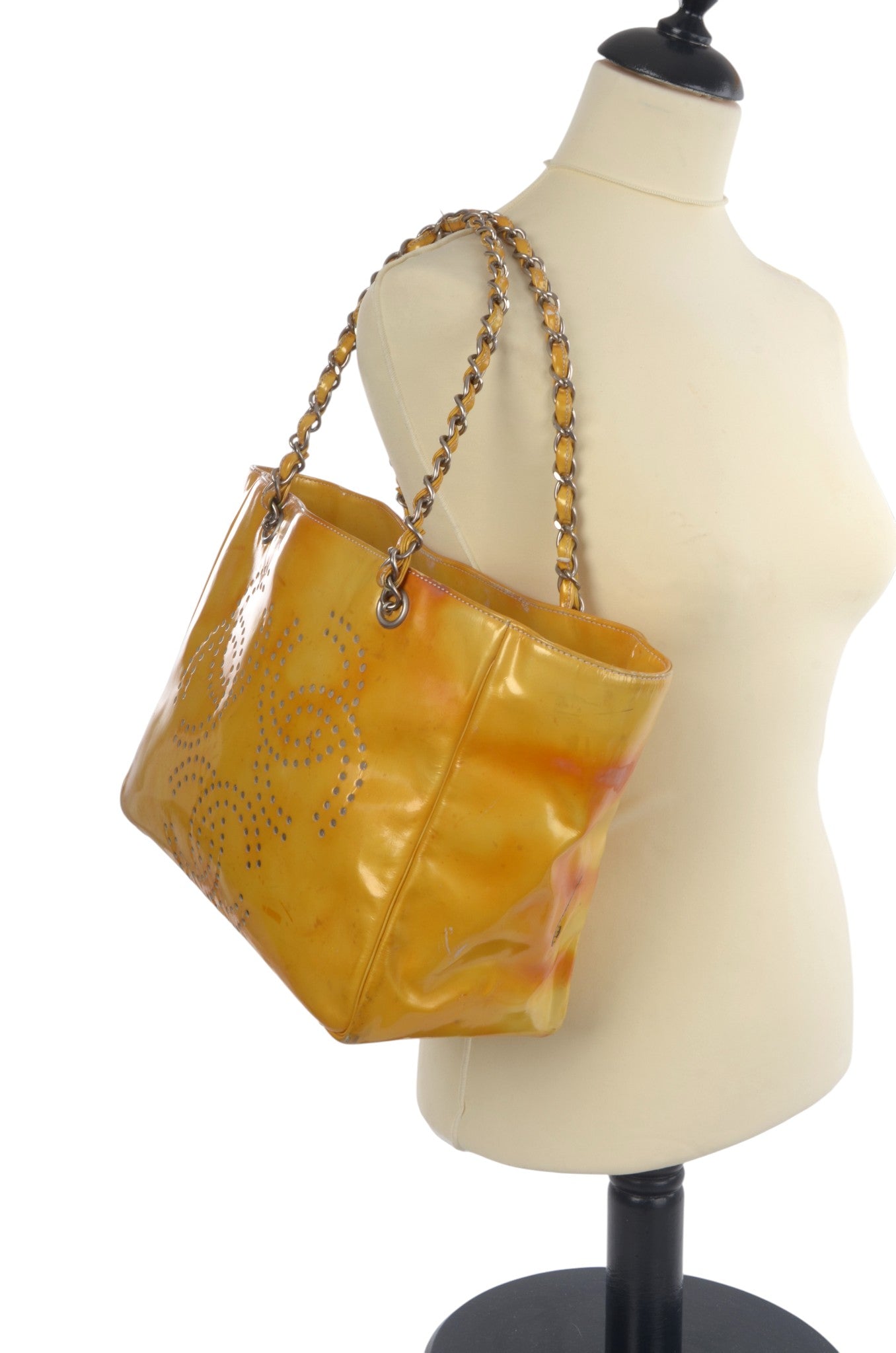 Chanel CC Logo Chain Shoulder Bag Patent Leather Tote Handbag Vintage Orange Designer Classic Authentic