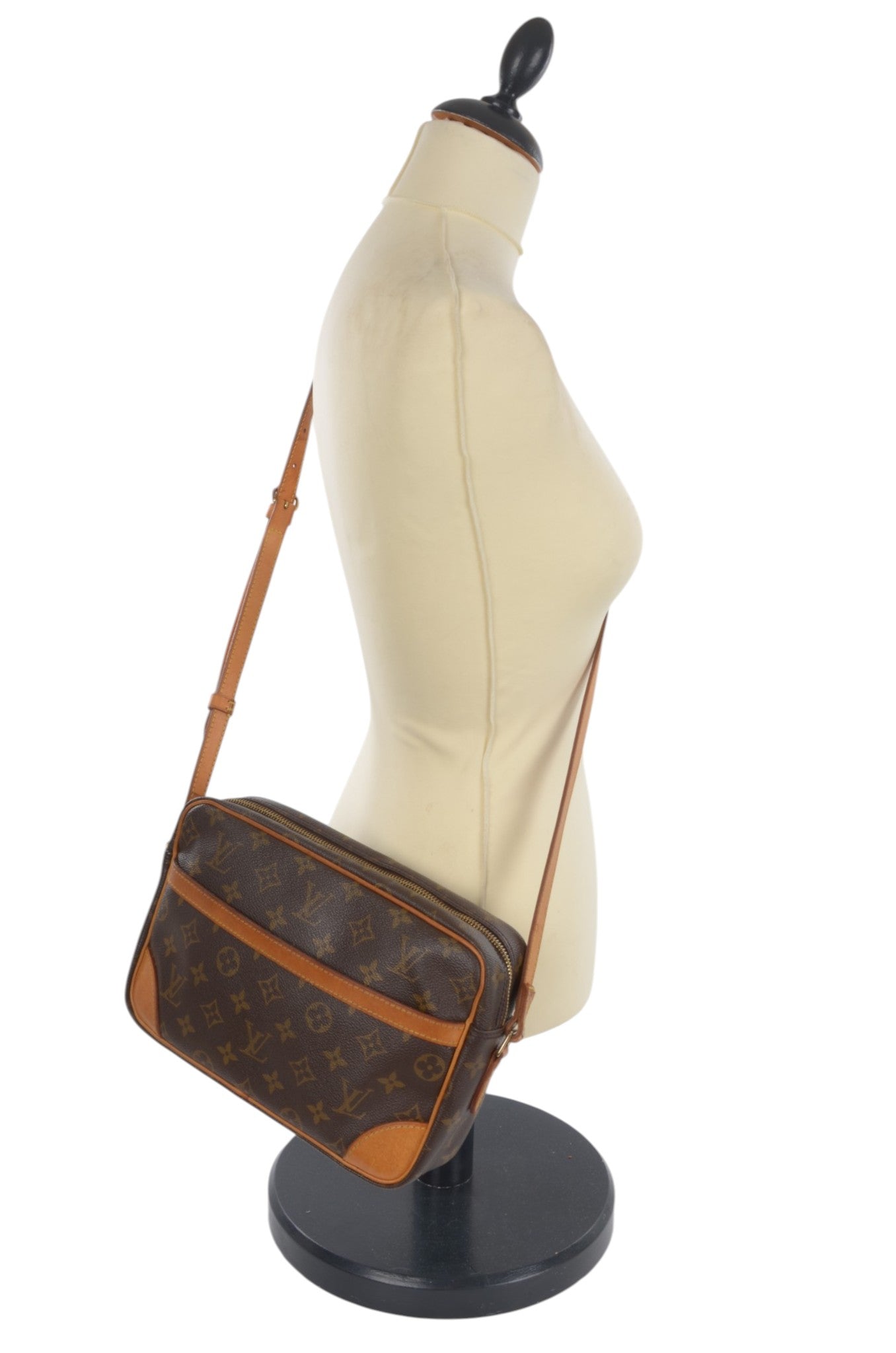 Louis Vuitton Vintage Trocadero 27 Crossbody Bag Monogram Shoulder Bag Designer Classic Authentic Luxury