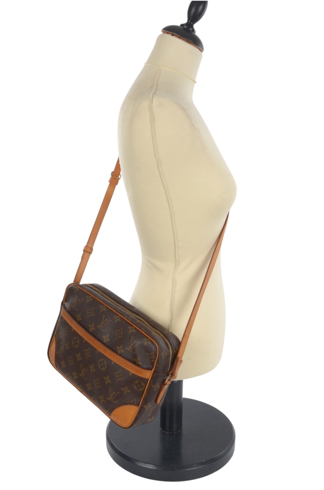 Louis Vuitton Vintage Trocadero 27 Crossbody Bag Monogram Shoulder Bag Designer Classic Authentic Luxury