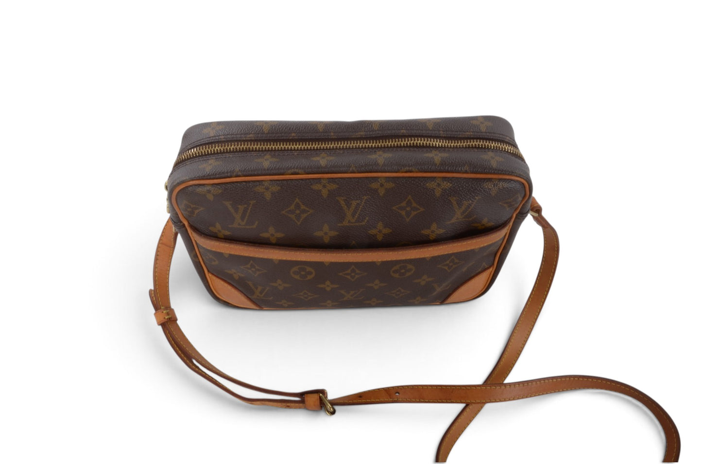 Louis Vuitton Vintage Trocadero 27 Crossbody Bag Monogram Shoulder Bag Designer Classic Authentic Luxury