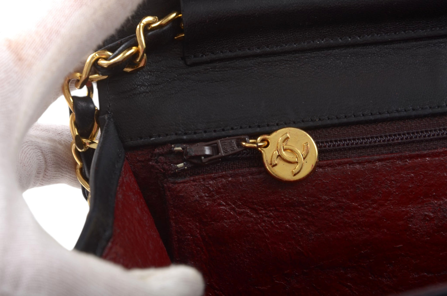 Chanel Classic Single Flap Bag Black Lambskin Matelasse CC Lock Chain Shoulder Bag Vintage Designer Classic