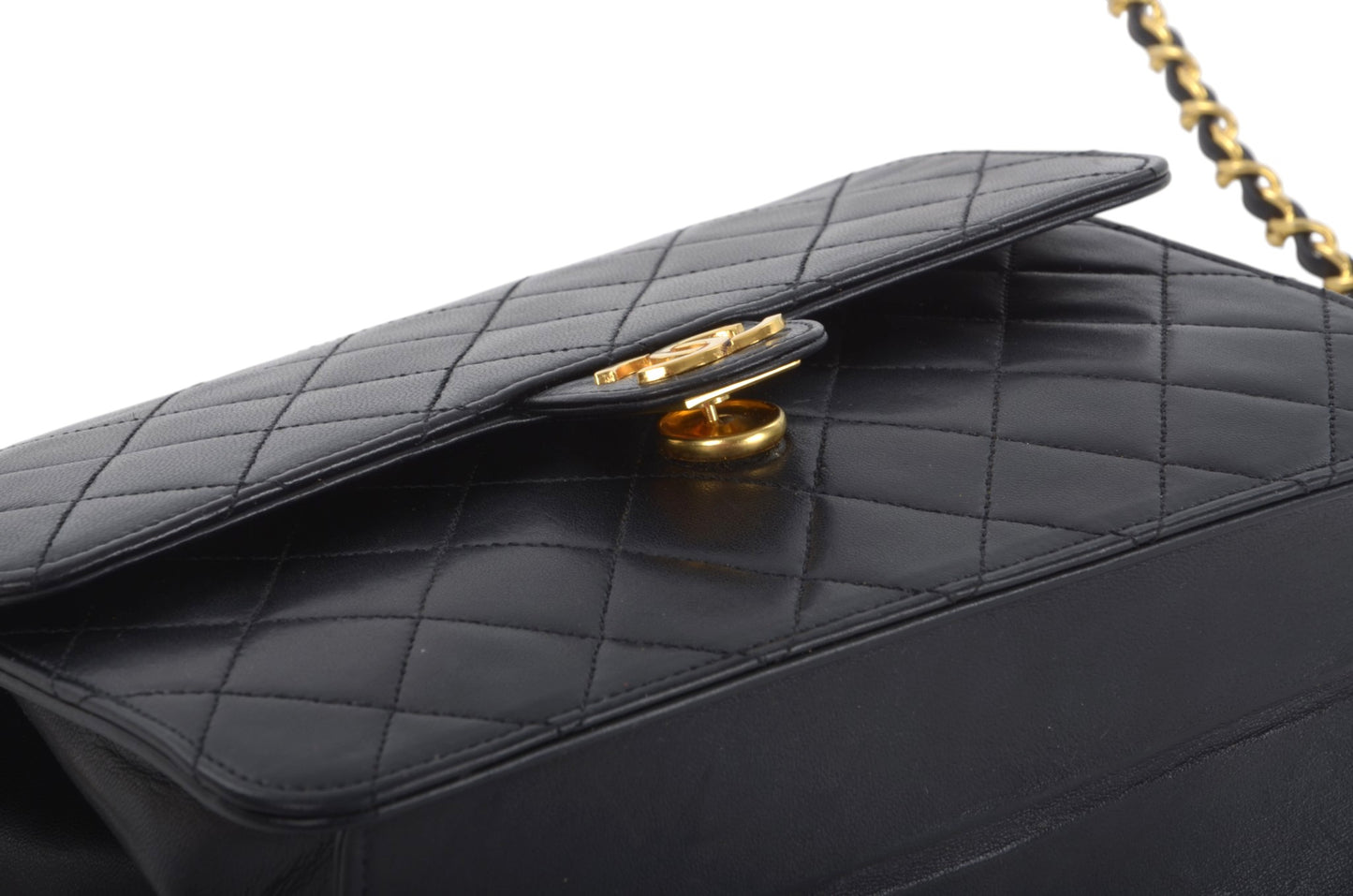 Chanel Classic Single Flap Bag Black Lambskin Matelasse CC Lock Chain Shoulder Bag Vintage Designer Classic