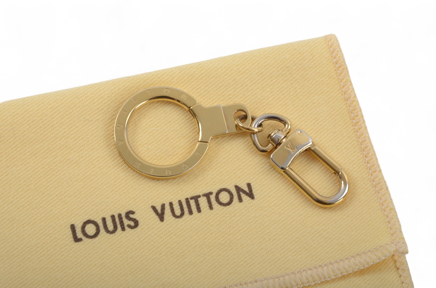 Louis Vuitton Ancre Gold tone Key Chain Holder Keyring Bag Charm Designer Classic Authentic