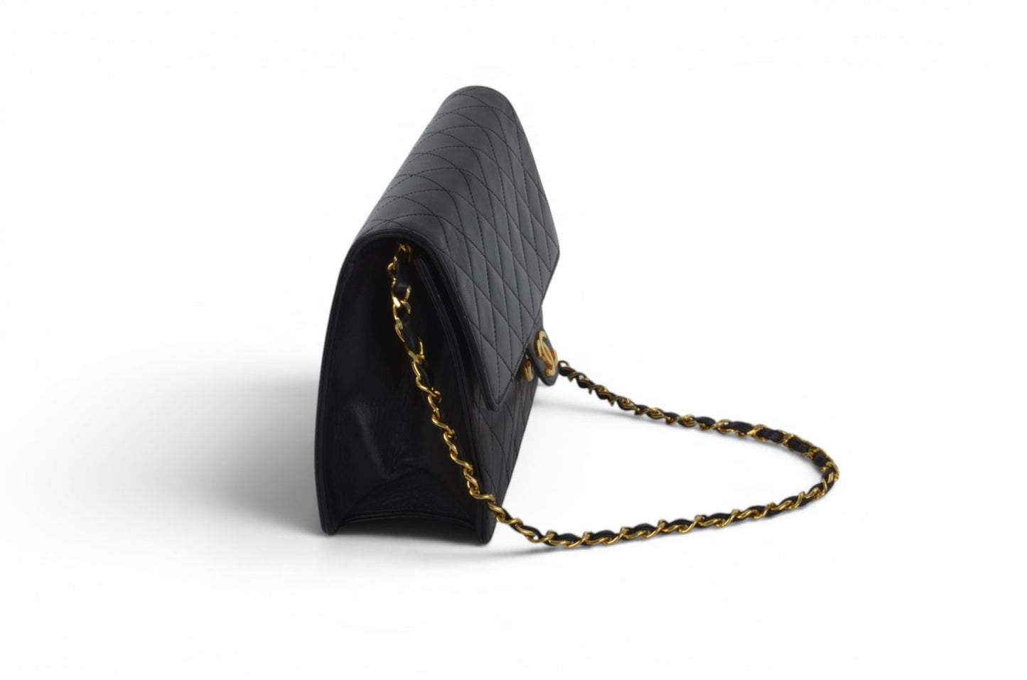 Chanel Classic Single Flap Bag Black Lambskin Matelasse CC Lock Chain Shoulder Bag Vintage Designer Classic